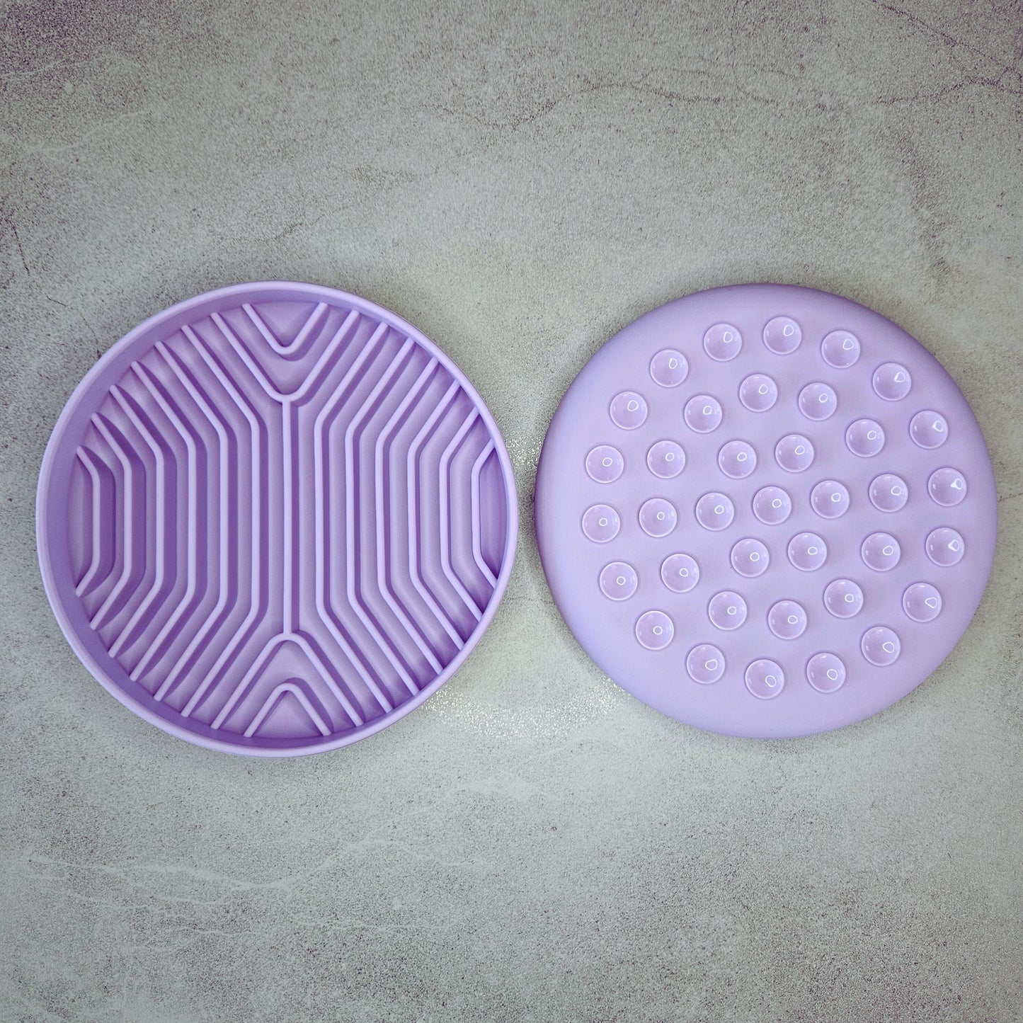 Geometric Silicone Slow Feeder - Lilac